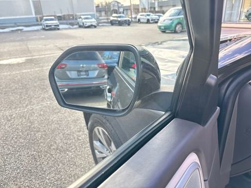 Used 2020 Ford Explorer Platinum w/ Premium Technology Package image 14