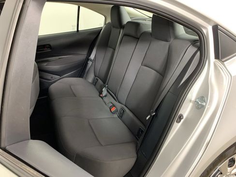 Used 2024 Toyota Corolla LE image 28