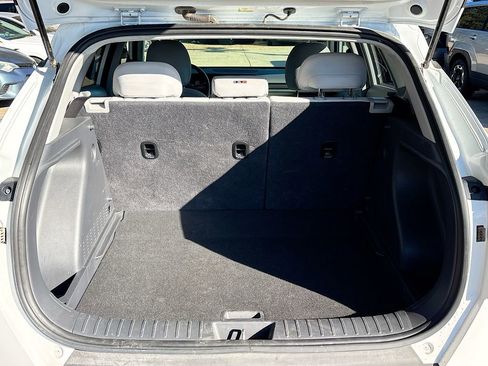 Used 2024 Hyundai Kona SEL image 24