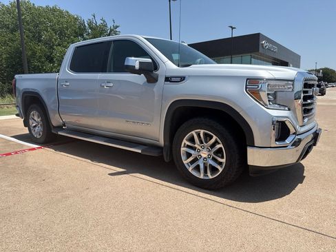 Used 2021 GMC Sierra 1500 SLT w/ SLT Premium Plus Package AWD/4WD image 2