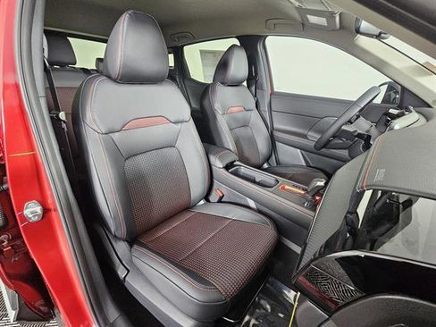 New 2026 Nissan Kicks SR w/ Cold Weather Package image 14