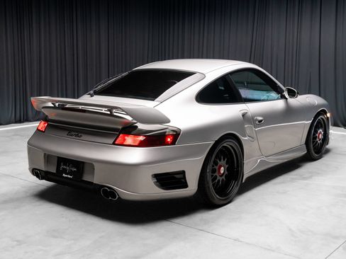 Used 2003 Porsche 911 Turbo AWD/4WD image 36