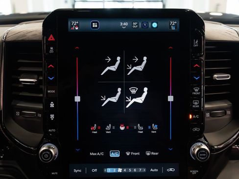 Used 2026 RAM 2500 Limited image 15