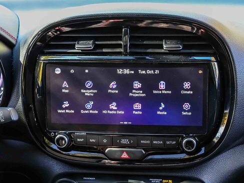 Certified 2023 Kia Soul GT-Line image 12