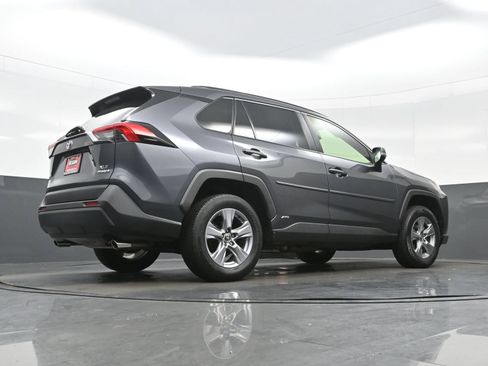 Used 2023 Toyota RAV4 XLE w/ XLE Grade Weather Package AWD/4WD image 32