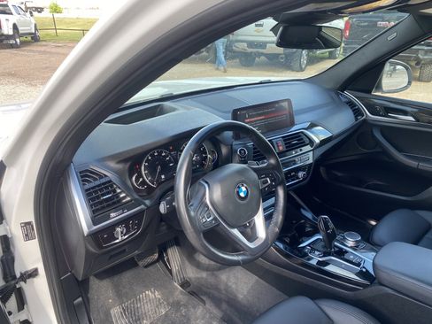 Used 2019 BMW X3 sDrive30i w/ Premium Package image 8