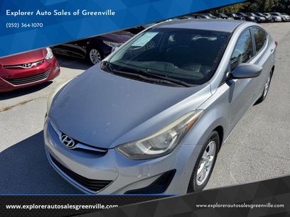 Used 2015 Hyundai Elantra SE
