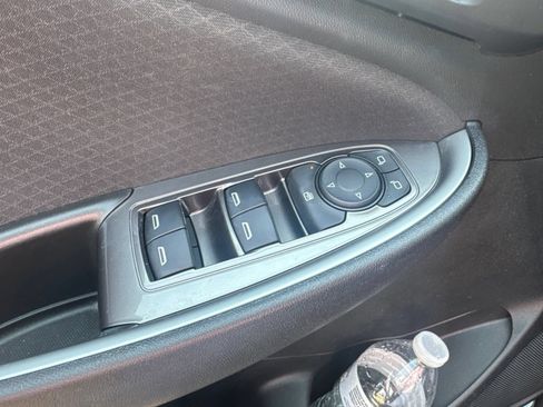 Used 2020 Chevrolet Malibu RS FWD image 11