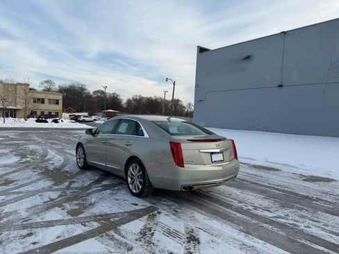Used 2013 Cadillac XTS Premium image 5