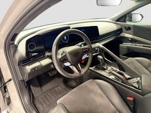 Used 2025 Hyundai Elantra N FWD image 9