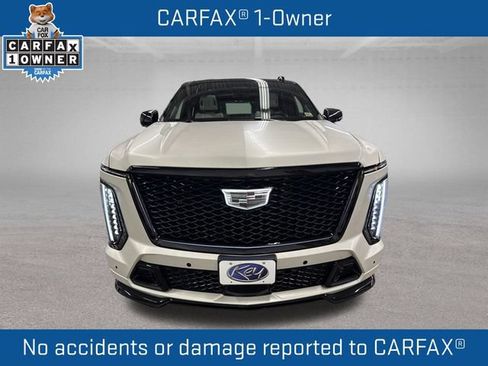 Certified 2025 Cadillac Escalade V w/ LPO, ONYX Package AWD/4WD image 2