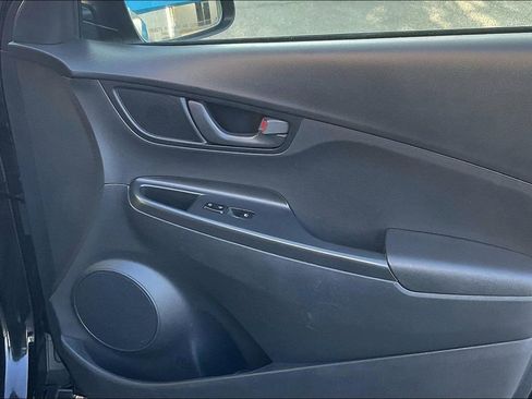 Used 2019 Hyundai Kona SEL image 23