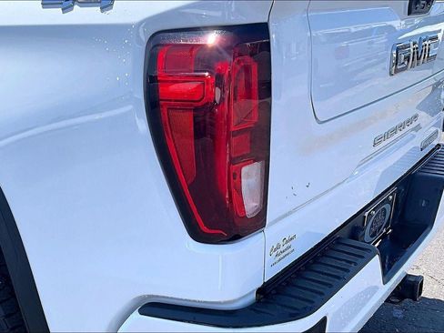 Used 2023 GMC Sierra 1500 Elevation AWD/4WD image 28