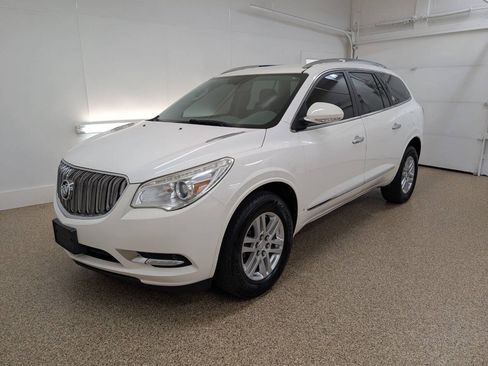 Used 2013 Buick Enclave Convenience FWD image 2