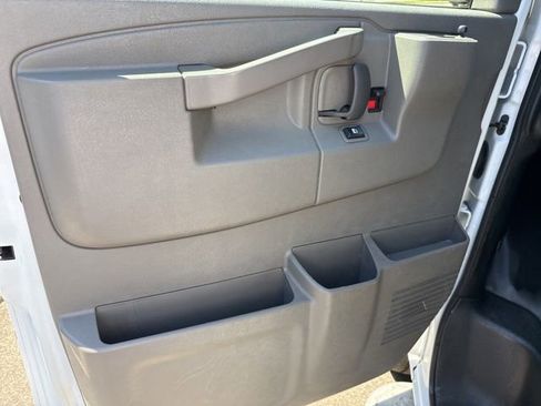 Used 2024 Chevrolet Express 2500 w/ Driver Convenience Package RWD image 28