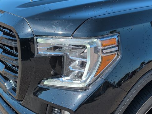 Used 2022 GMC Sierra 1500 Elevation AWD/4WD image 16