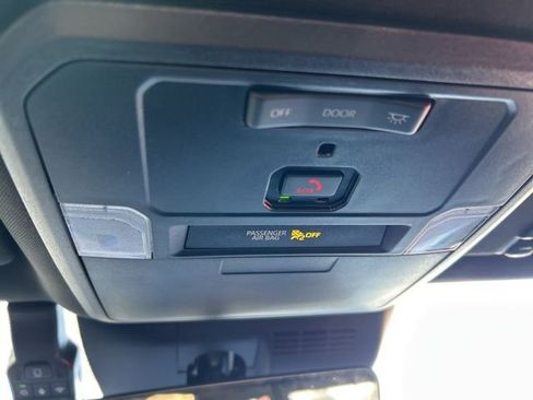 Used 2024 Toyota Tacoma TRD Off-Road image 19