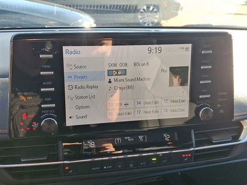 Used 2022 Toyota Sienna XSE w/ XSE Plus Package image 21