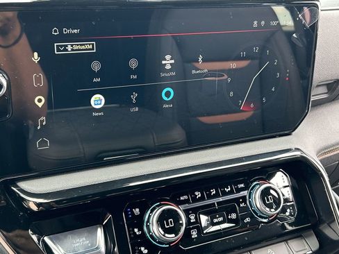 Used 2025 GMC Sierra 1500 AT4 w/ AT4 Premium Package image 13