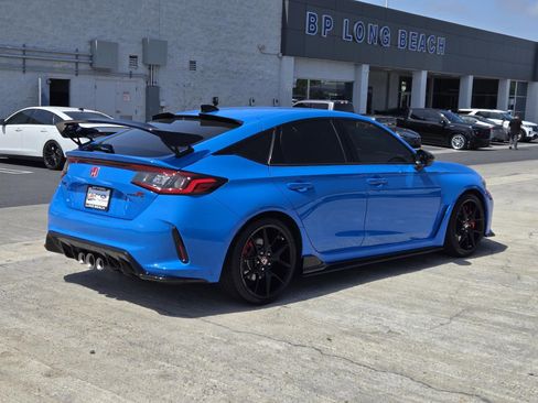 Used 2023 Honda Civic Type R image 5