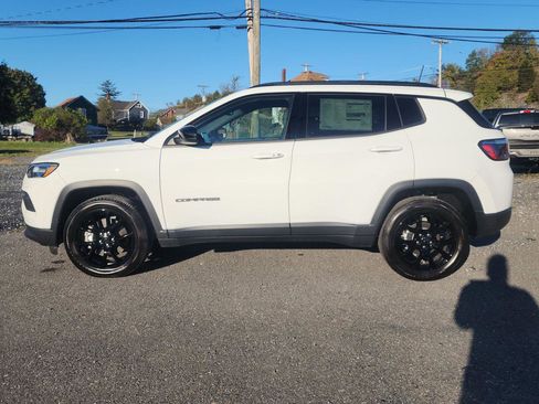 New 2026 Jeep Compass Latitude w/ Quick Order Package 29K image 8