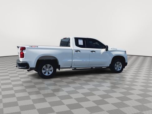 Certified 2025 Chevrolet Silverado 1500 W/T w/ WT Convenience Package image 9