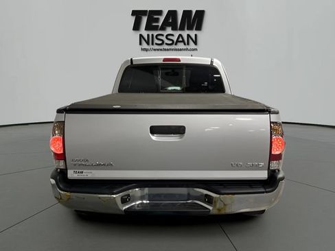 Used 2010 Toyota Tacoma 4x4 Access Cab V6 image 5