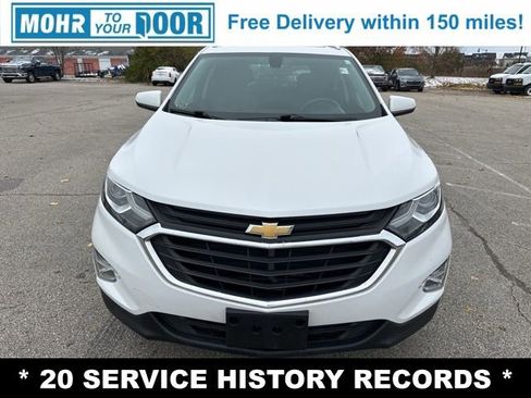 Used 2018 Chevrolet Equinox LT w/ Sun & Infotainment Package image 2