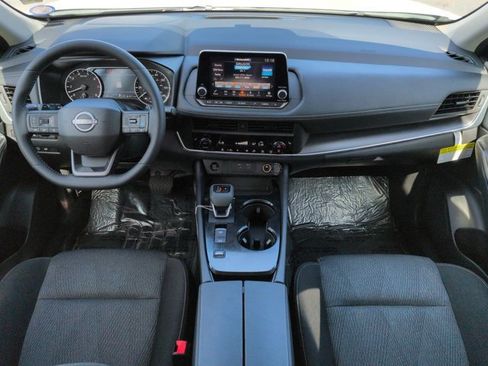 Certified 2026 Nissan Rogue SV w/ Cold Weather Package FWD image 15
