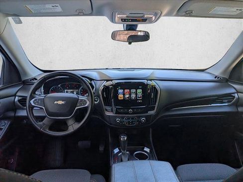 Used 2018 Chevrolet Traverse LT AWD/4WD image 19