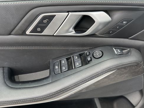 Used 2019 BMW X5 xDrive40i w/ Convenience Package AWD/4WD image 17
