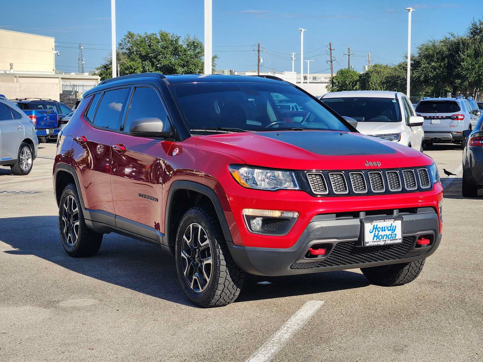 Used 2019 Jeep Compass Trailhawk w/ Cold Weather Group AWD/4WD image 3
