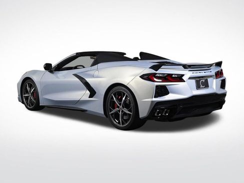 Used 2021 Chevrolet Corvette Stingray Preferred Conv w/ Z51 Performance Package RWD image 3