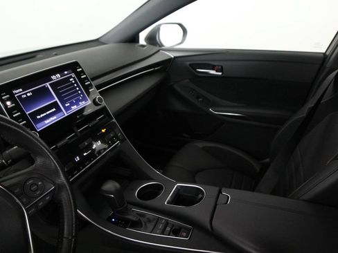 Used 2019 Toyota Avalon XSE w/ All Weather Liner Package FWD image 20