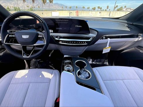 New 2026 Cadillac Lyriq Premium Luxury w/ LPO, Floor Liner Package AWD/4WD image 7