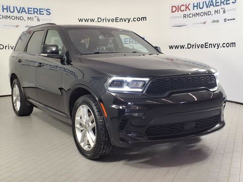 Used 2023 Dodge Durango GT AWD/4WD image 3