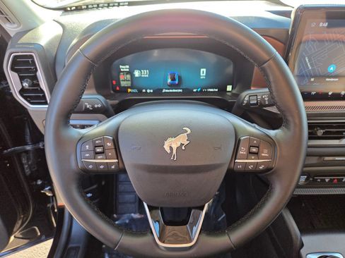 Certified 2025 Ford Bronco Sport Outer Banks w/ Outer Banks Tech Package+ image 18