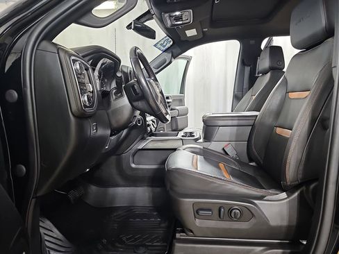 Certified 2022 GMC Sierra 2500 AT4 w/ AT4 Preferred Package image 18