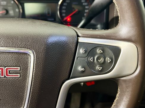 Used 2015 GMC Sierra 1500 SLT w/ SLT Crew Cab Value Package image 18