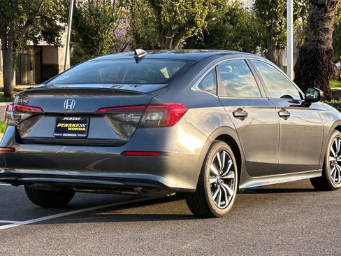 Certified 2024 Honda Civic EX image 4