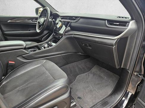 Used 2021 Jeep Grand Cherokee L Laredo RWD image 21