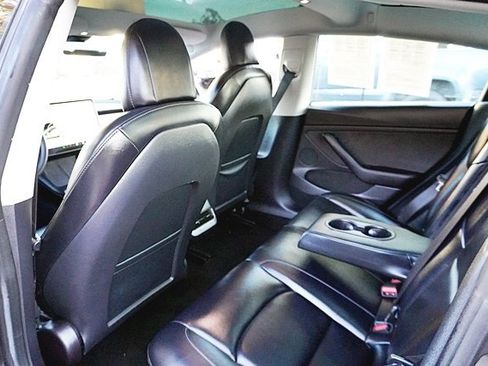 Used 2022 Tesla Model 3 Long Range image 19