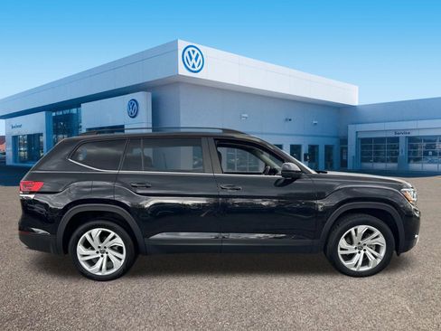 Used 2023 Volkswagen Atlas SE w/ Panoramic Sunroof Package AWD/4WD image 8