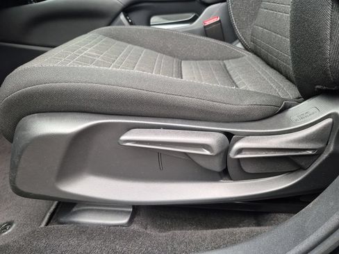 Used 2025 Honda HR-V LX image 14