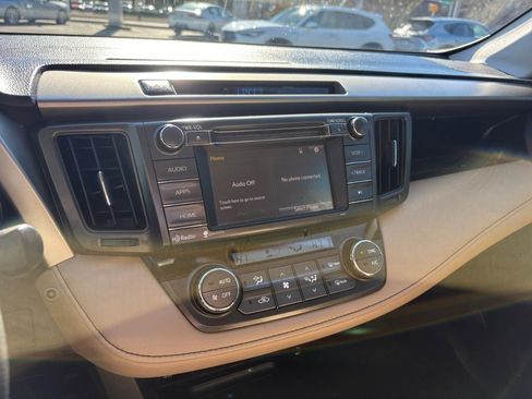 Used 2015 Toyota RAV4 XLE image 18