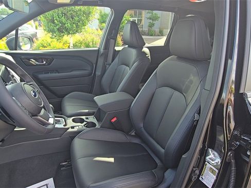 New 2025 Subaru Forester Limited image 31