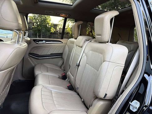Used 2013 Mercedes-Benz GL 450 4MATIC image 11