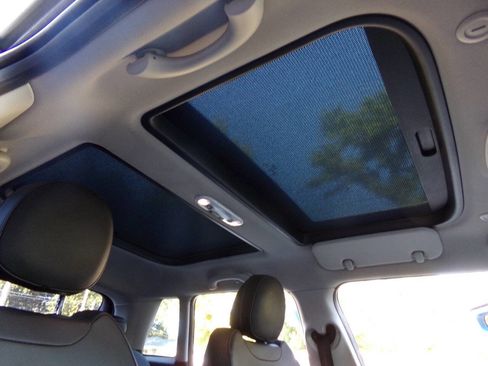 Used 2015 MINI Cooper S image 26