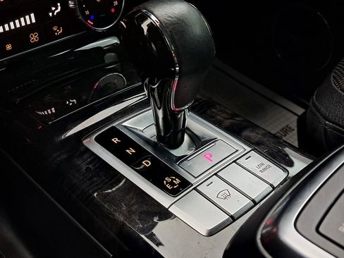 Used 2016 Mercedes-Benz G 550 image 27