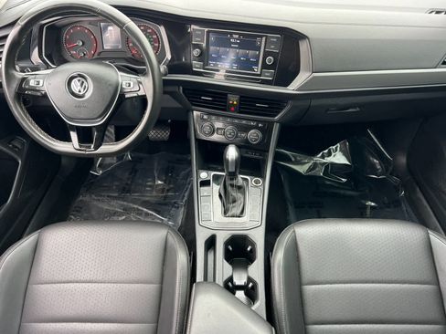 Used 2021 Volkswagen Jetta S image 3